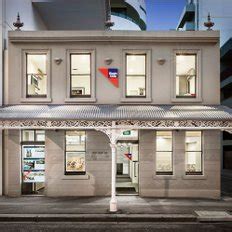 Real Estate Agents Port Melbourne .